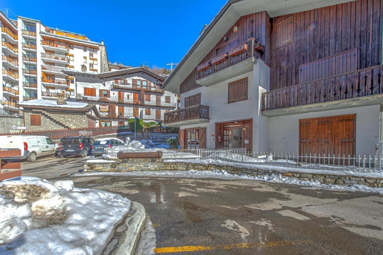 Апартаменты Casa Julie - Accogliente Rifugio Nella Quiete - Cour 0157 Курмайор Экстерьер фото